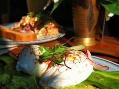 牛油果温泉蛋吐司-O'mills Sourdough Bakery&Bistro(永嘉路店)