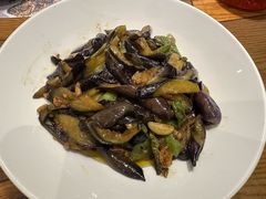 -黄泥岗·地道湖北菜(奥特莱斯店)