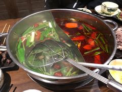 -乡土黄·鲜牛肉火锅·小龙虾(兴业街店)