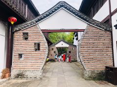 -丝绸小镇荻港古村