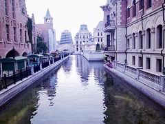 -东港音乐喷泉广场