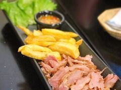 鼓手烤猪肉-KARN敢·春武里泰国小餐馆(版筑翠园店)