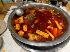 -肖肖酸萝卜鱼火锅(总店)