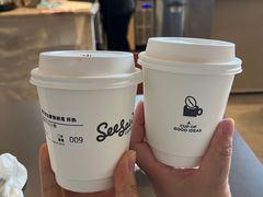 春日玫瑰雪松拿铁-Seesaw Coffee(苏州中心店)
