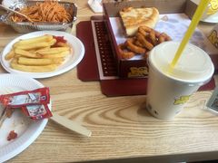 -尊宝比萨(空港国际店)