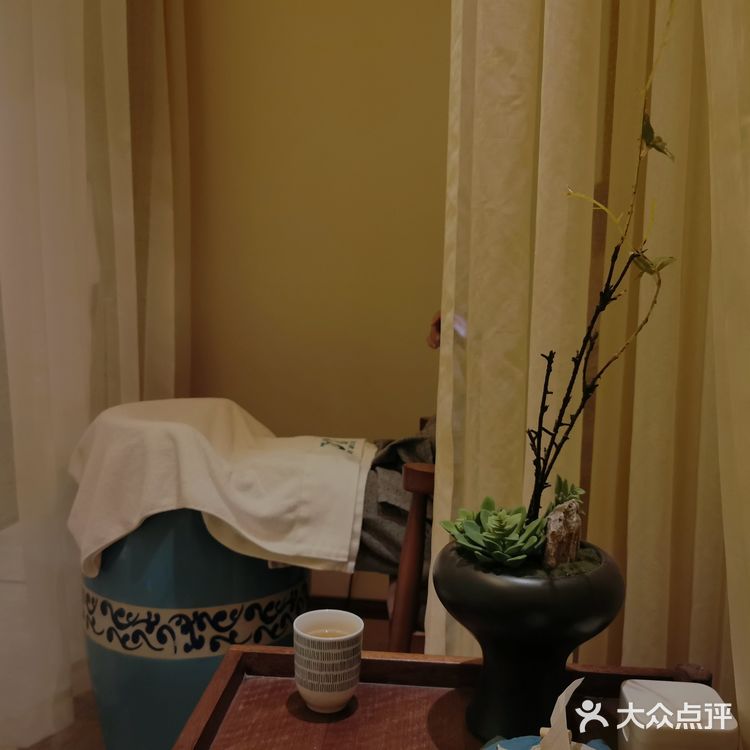 最简单的治愈🤭做艾灸SPA〔探店锦艾堂〕