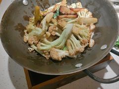 -江渔儿酸菜鱼(映月湖环宇城店)