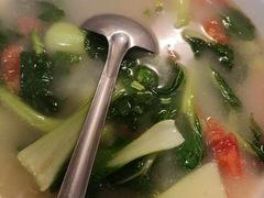 -兔行天下-鸿鹤鲜锅兔(中海国际店)