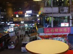 -麦当劳(龙洞店)
