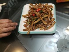 -王府酒店(兴华南街铁西百货店)