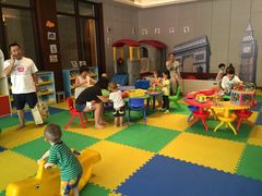 -三亚湾海居铂尔曼度假酒店