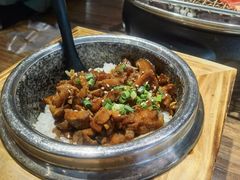 -明洞阿姨·韩式酱蟹烤肉·创意料理(三元桥店)