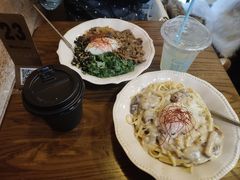 -CowCow其其·牛杂咖啡公司(六运店)