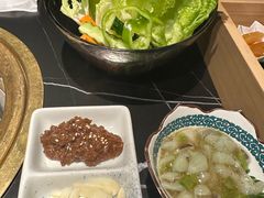 -山川小町·极番烧肉(新地假日广场店)