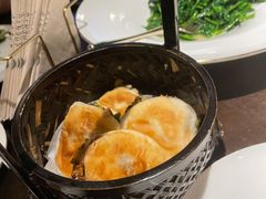 酥皮肉夹馍-甄御•海鲜新青岛菜(麦岛店)