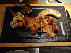 -卡普里披萨·牛扒·下午茶