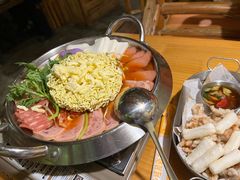-恩你小木屋·韩式料理(假日广场店)