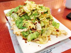 酱爆圆白菜-桃子餐厅·天津菜(红星路直营店)
