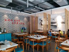 大堂-小牛叔鲜切牛肉·火锅·烤肉自助(公济桥路店)