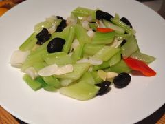 -顺风汤馆·广府粤菜(江宸天街店)