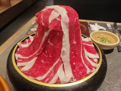-牛YO寿喜烧·铁板烧和牛火锅自助(市府恒隆店)