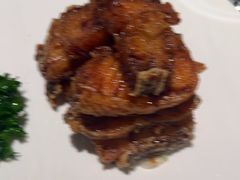 本帮熏鱼-蝶园·装修中(BFC外滩金融中心店)