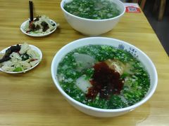 -马德元纯汤牛肉面(太奥广场店)