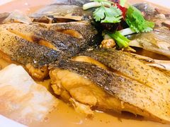 垮炖胖鱼头泡饼-大碗居·烤鸭·鱼头泡饼(天坛东门店)