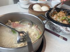 -煲王粤菜餐厅(中侨中心店)