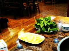 -三道苗苗鱼·美蛙黄辣丁(八里店)
