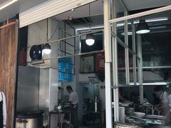 -金陵老丁家馄饨(新街口店)
