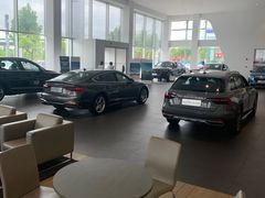 -上海冠松华奥奥迪4S店(张江店)