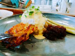 -ROAST coffee & eatery