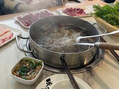 -牛沙暴潮汕牛肉火锅(章江南大道店)