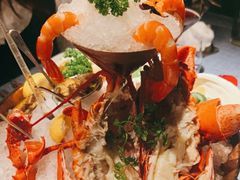 -弦月窗LUNETTE BY AMANDA(复兴路店)