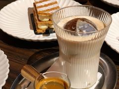 茉莉星球冰拿铁-黑草莓(重庆路店)