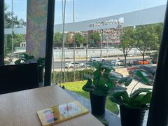 -麦当劳(展览路店)