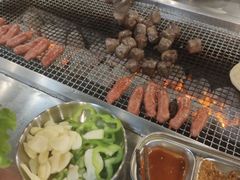 -马路牙子烧烤音乐酒馆(望京店)