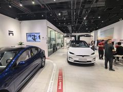 -TESLA 特斯拉(北京颐堤港体验店)