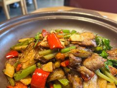 -嫩芽 ·地道重庆菜(十八梯露台夜景店)