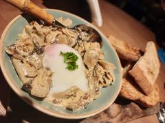 滇南杂菌配酸面包-山野板扎·云贵川Bistro(上海首店)