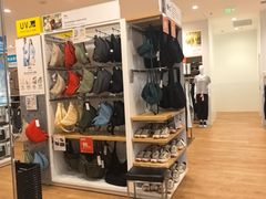 -优衣库(上海颛桥万达广场店)