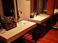 盥洗室-丽思卡尔顿酒店泳池(金融街店)