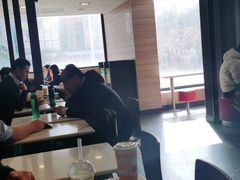 -麦当劳(乳山路店)