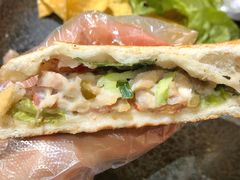 煎鸡胸肉三明治-HELLO 27 意面·沙拉·帕尼尼