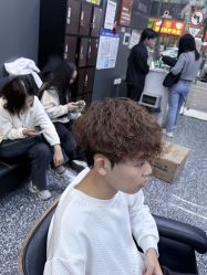 -藤野造型专业烫染接发