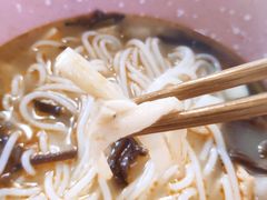 -螺大蛳柳州螺蛳粉·火锅·热干面(西城永捷店)