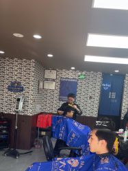 -大人物·男士理发馆
