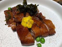 花茶香薰甜皮鸭-渔语鱼新川菜Bistro(万象天地店)