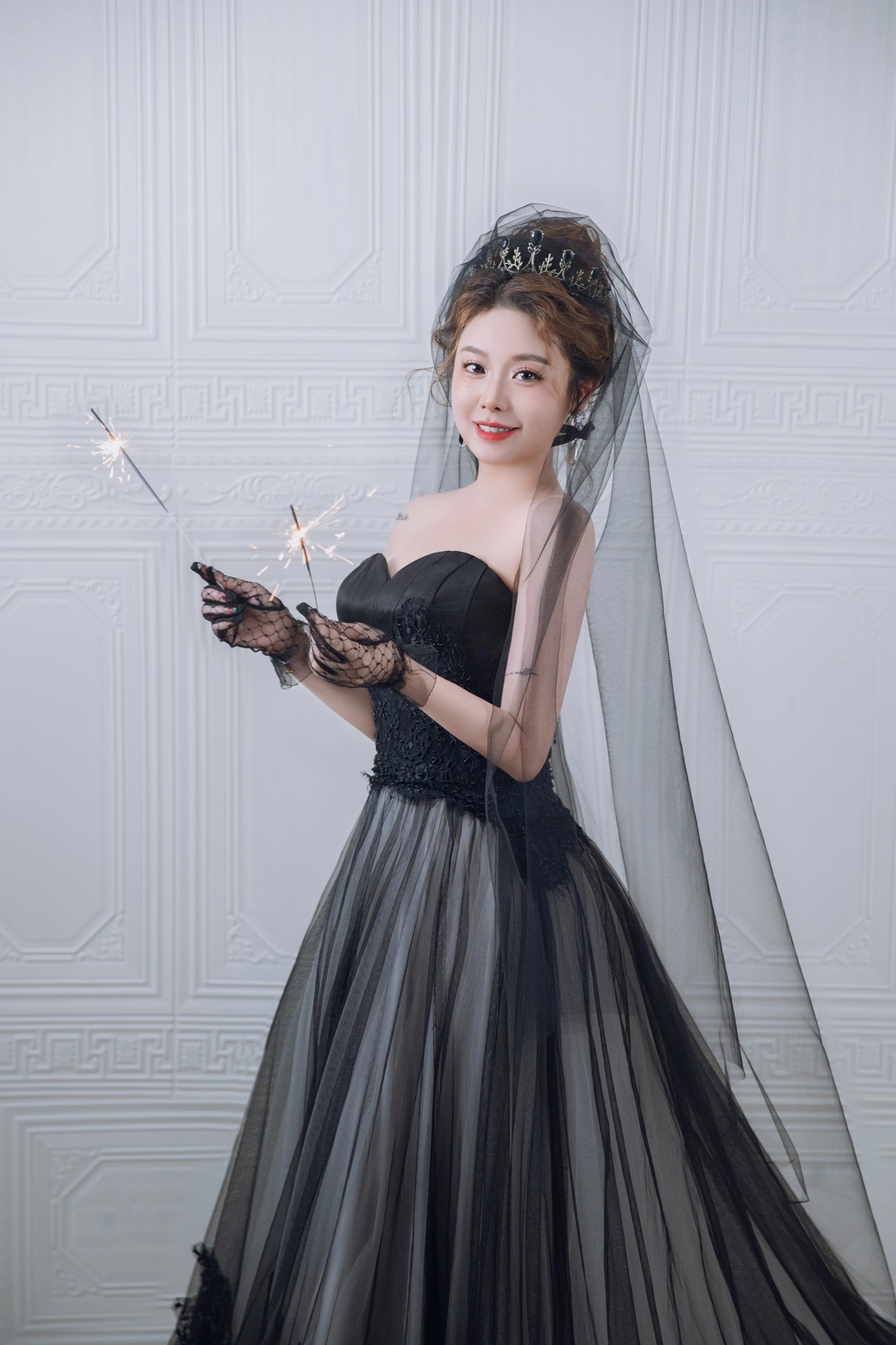 黑纱个人生日写真也要给自己来一组吧